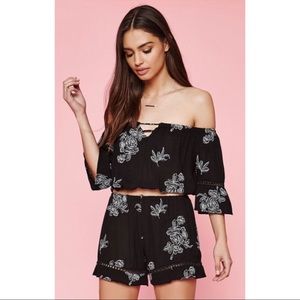 Kendal&Kylie crop top Small